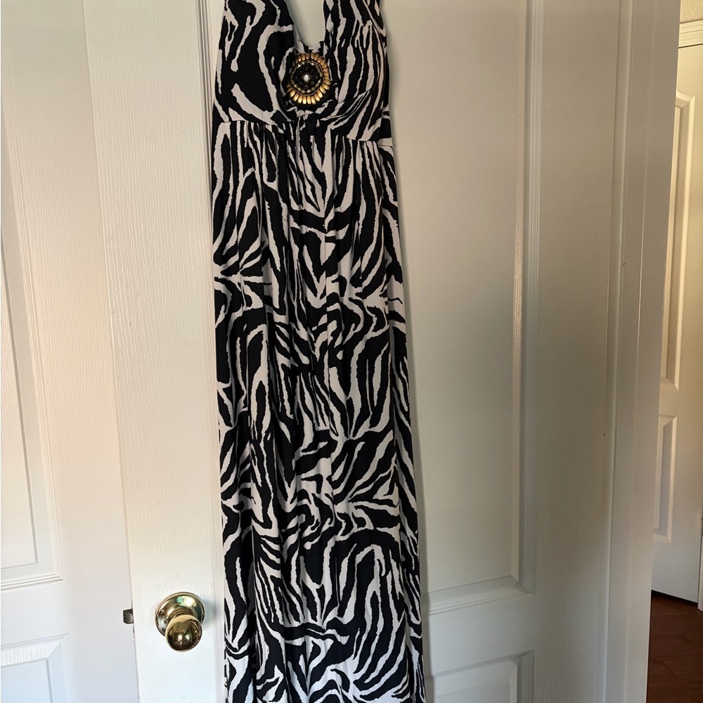Elegant Zebra Print Maxi Dress